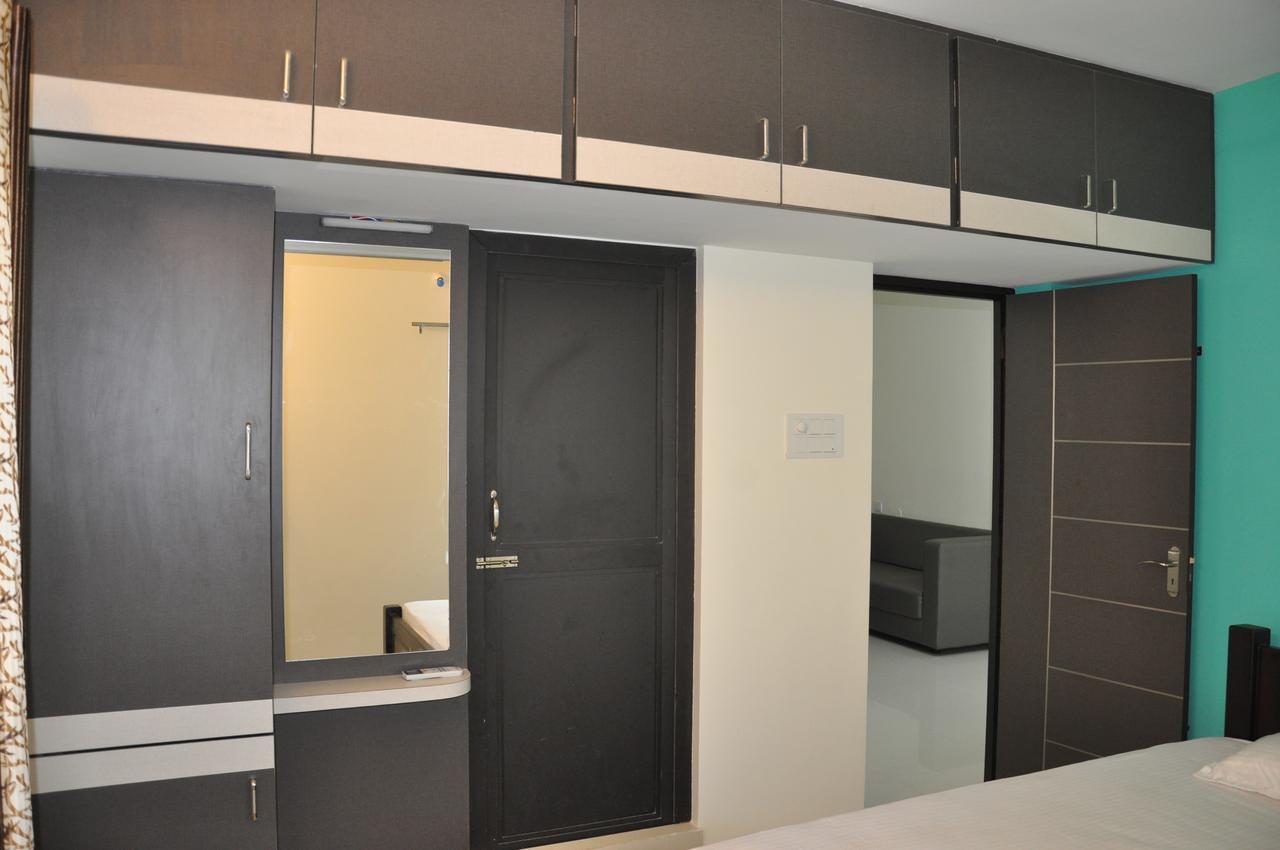 Hotel Moonlight Residency Tiruchirappalli Exterior foto